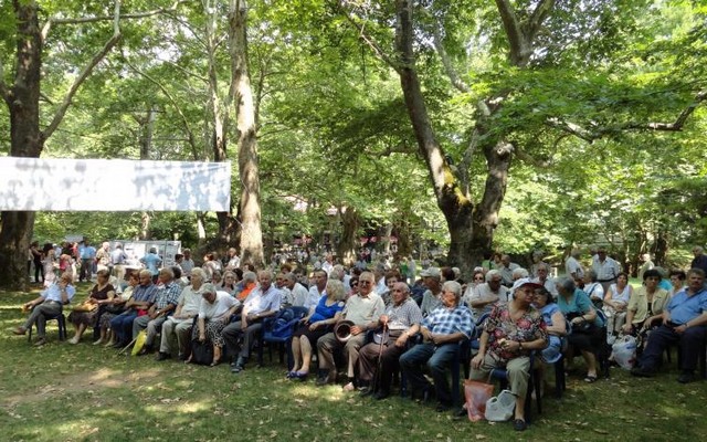 Συνάντηση των Επαναπατρισθέντων Πολιτικών Προσφύγων στη Νάουσα