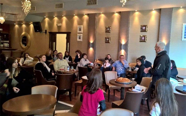 Η Ένωση Γονέων & Κηδεμόνων Δήμου Νάουσας έκοψε την βασιλόπιτα