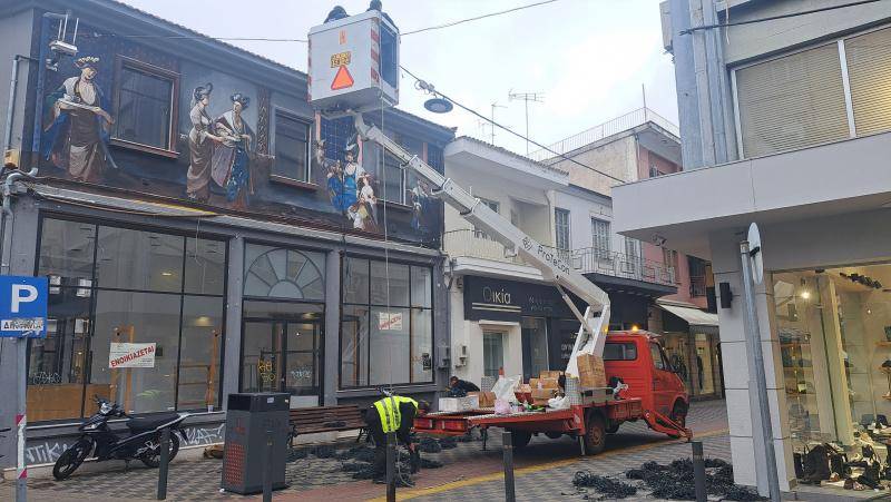Βέροια: Ξεκίνησε ο χριστουγεννιάτικος στολισμός