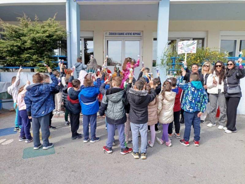 Τα Χελιδονίσματα του 7ου Δημοτικού Βέροιας: Καλωσορίζοντας την Άνοιξη με Τραγούδια και Χαμόγελα