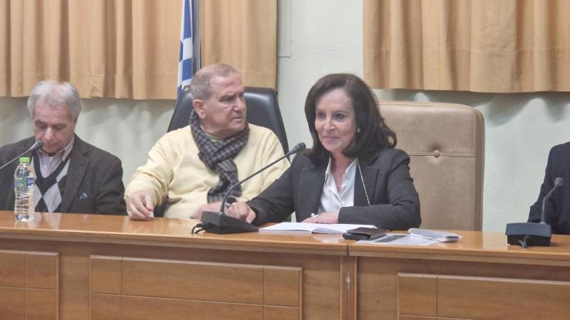 Προσυνεδριακός διάλογος ΠΑΣΟΚ στην Αλεξάνδρεια: Η «εναλλακτική – προοδευτική πρόταση διακυβέρνησης» στο επίκεντρο