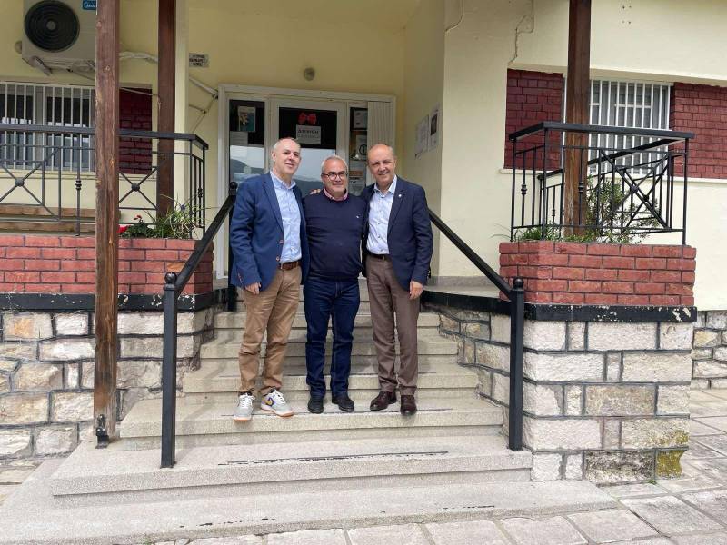 Επίσκεψη Καράογλου στην Ελεγχόμενη Δομή Προσωρινής Φιλοξενίας Αιτούντων Άσυλο Βέροιας