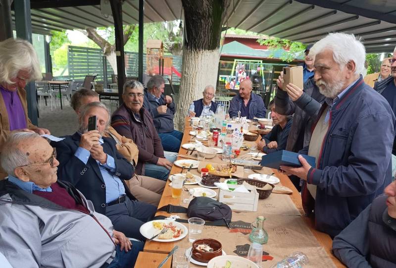 Συγκινητική συνάντηση αποφοίτων του 2ου Γυμνασίου Αρρένων Βέροιας