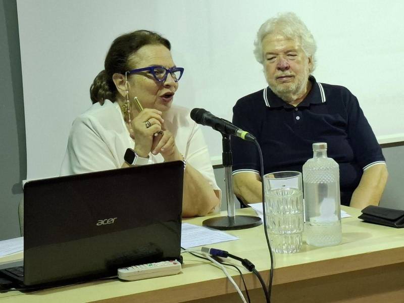 Ένα ταξίδι μνήμης στους μαχαλάδες της Νάουσας μέσα από το βιβλίο της Λευκής Σαμαρά