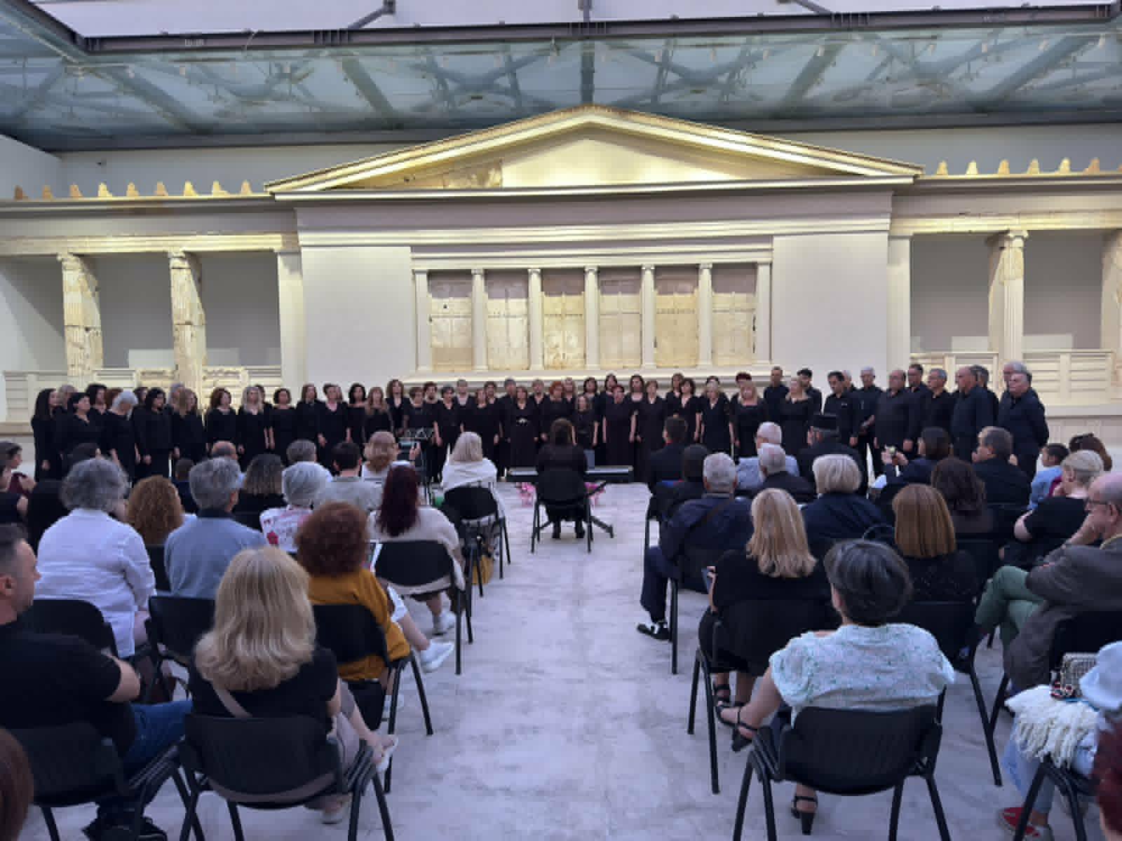 Η Σχολική Χορωδία Ενηλίκων Βέροιας συμμετείχε στην 3η Συνάντηση Χορωδιών στη Βεργίνα
