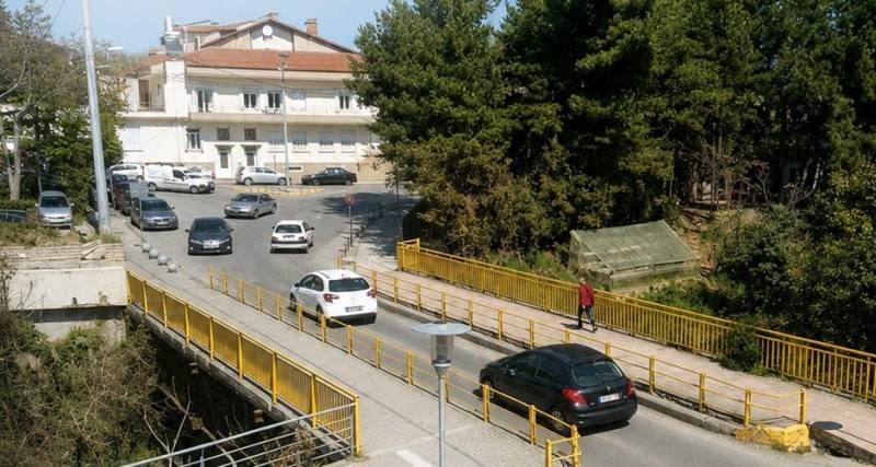 Δήμος Νάουσας: Διευκρινίσεις για τη νέα γέφυρα στο Νοσοκομείο