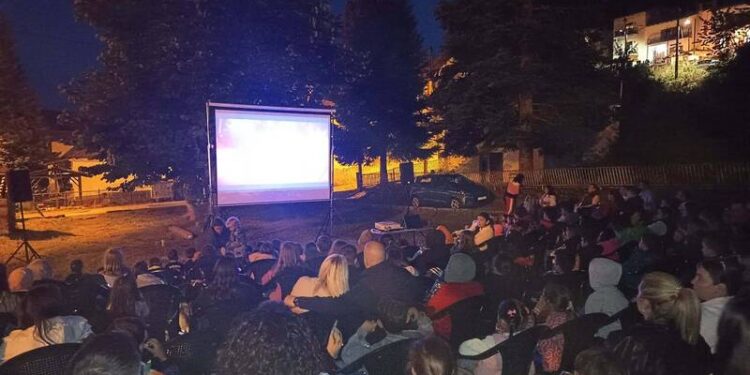 Σέλι: Σινεμά κάτω από τα αστέρια στα 1.450 μέτρα