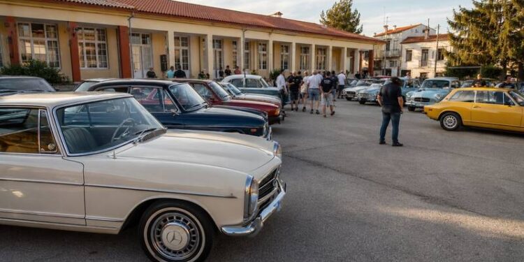 «Ραντεβού» κλασικών αυτοκινήτων στη Νάουσα τον Σεπτέμβριο