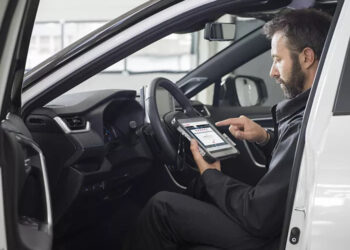 Βιβλίο Service: Πώς να το «διαβάσεις» σωστά πριν αγοράσεις μεταχειρισμένο αυτοκίνητο