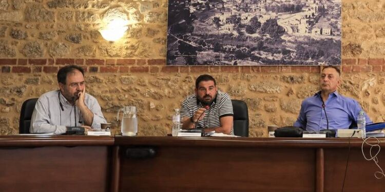 Βενιόπουλος: Κακοτεχνίες μετά τα έργα φυσικού αερίου – Τι απάντησε ο δήμαρχος