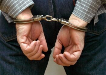Συνελήφθη στη Λάρισα 35χρονος που καταζητούνταν για πλαστογραφία και απάτη – Εκκρεμούσε απόφαση του Πλημμελειοδικείου Βέροιας