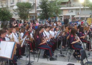 Κέρδισαν θερμό χειροκρότημα Bandina και Φιλαρμονική παίζοντας μουσική Ελλήνων συνθετών (φωτορεπορτάζ και video)