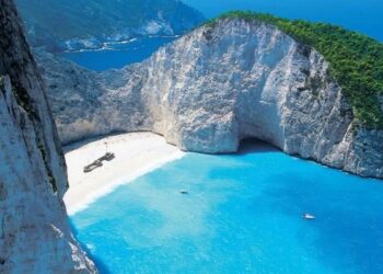 thalassa navagio