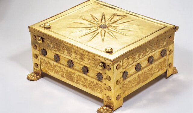 larnax of philip