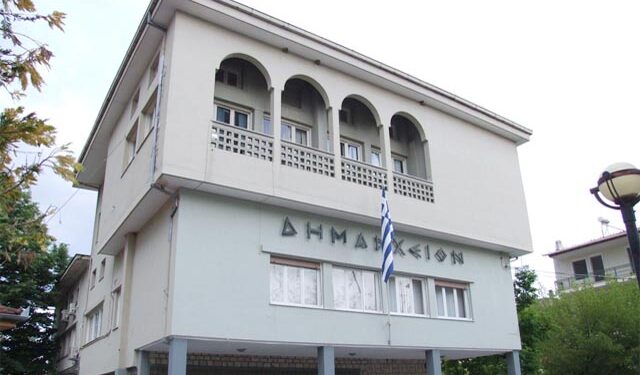 Νάουσα: Προθεσμία έως 31 Δεκεμβρίου για την τακτοποίηση οφειλών τραπεζοκαθισμάτων από τα καταστήματα υγειονομικού ενδιαφέροντος