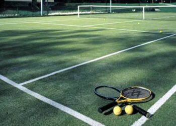 tennis raketes