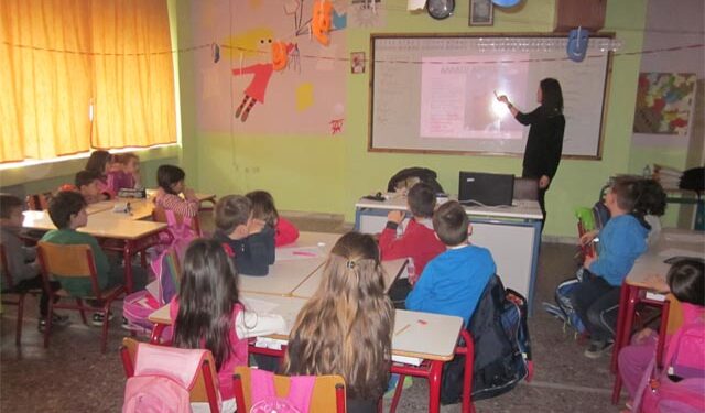 Επίσκεψη οδοντιάτρου στη Β΄τάξη του 4ου Δημοτικού Σχολείου Αλεξάνδρειας
