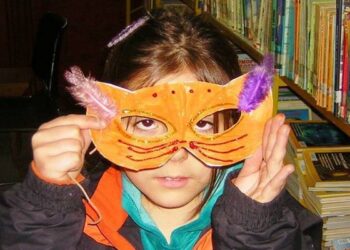apokria mask kid