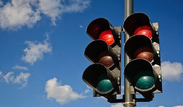 Βέροια: Βλάβη στα φανάρια της Κύπρου