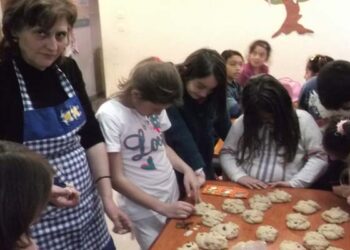 Κόκκινα αυγά και λαζαράκια από τους μαθητές του Ολοήμερου στη Ν. Νικομήδεια
