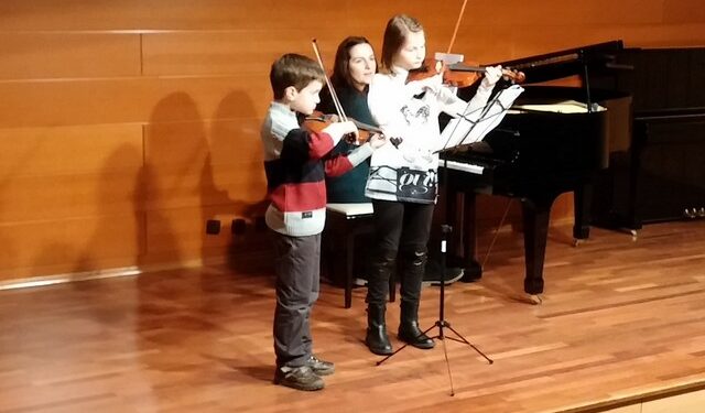 mikroi mozart