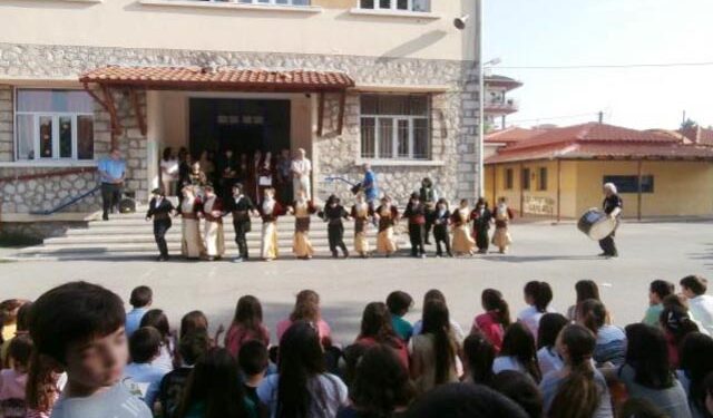 Εκδήλωση για την Ημέρα Μνήμης της Γενοκτονίας των Ποντίων στο 1ο & 5ο Δημοτικό Σχολείο Αλεξάνδρειας