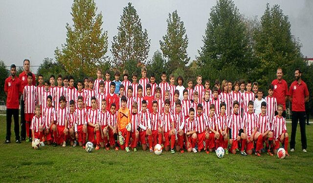 nireas olympiakos-omadiki
