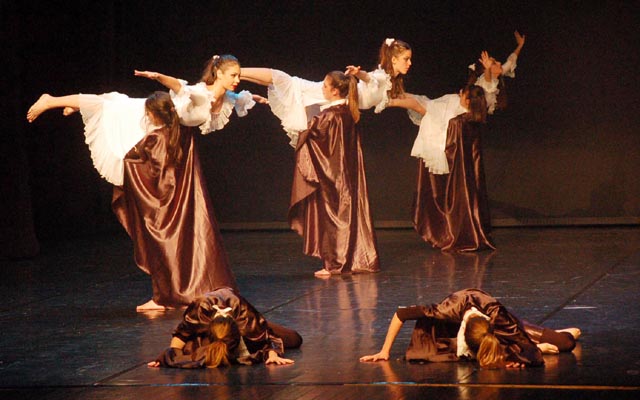 antoniadou show time
