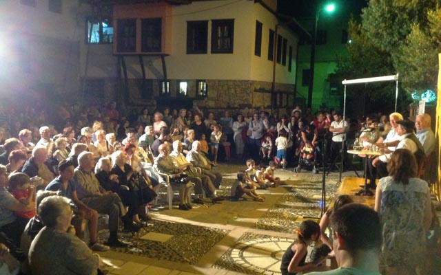 Πλημμύρισε κόσμο η Κυριώτισσα (φωτογραφίες & video)