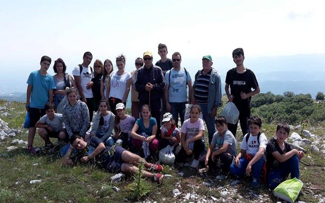 Πεζοπορία και συλλογή τσαγιού από την «Ντόλιανη»