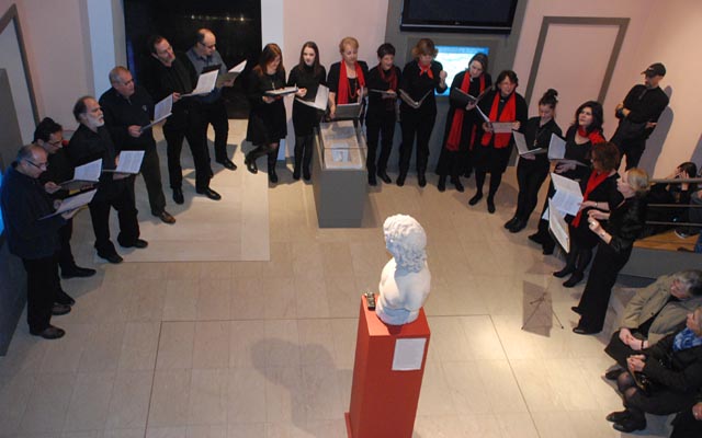 Χριστουγεννιάτικα κάλαντα από την «Ηχώ Βερόης» στο Αρχαιολογικό Μουσείο Βέροιας (βίντεο)