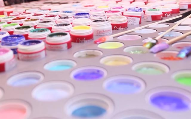 Εθελοντική δράση βάζει χρώμα σε γωνιές του Δήμου Αλεξάνδρειας
