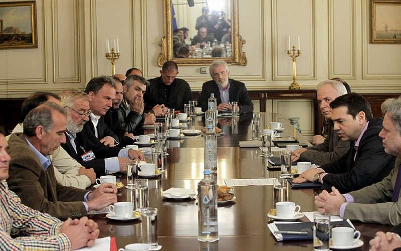 Ολοκληρώθηκε η συνάντηση των αγροτών με τον πρωθυπουργό – Οι συνελεύσεις θα αποφασίσουν για το τι θα γίνει