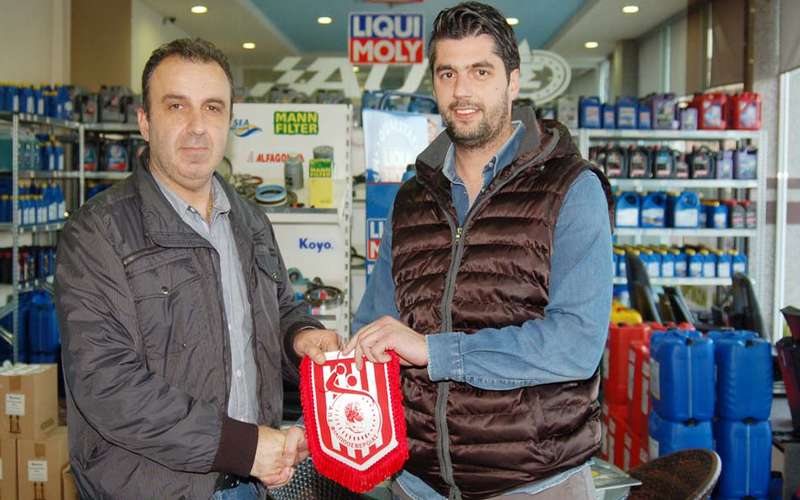Επίσκεψη του Φιλίππου σε χορηγό του