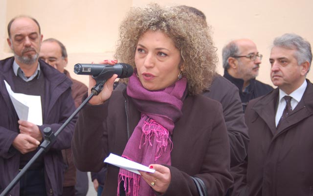Καλοΐδου: “Το νέο ασφαλιστικό θα κλείσει οδοντιατρεία” (video)