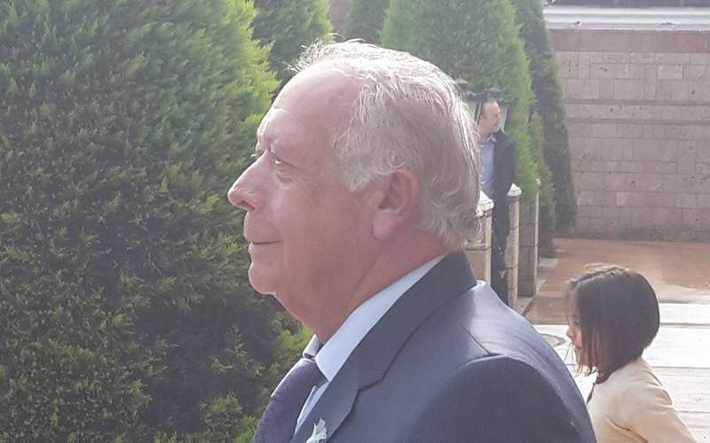 Τον ιερέα της Αγίας Βαρβάρας στηρίζει με δήλωσή του ο Α. Εμμανουηλίδης