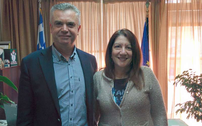 Συνάντηση της Διευθύντριας Δευτεροβάθμιας Εκπαίδευσης με τον αντιδήμαρχο Παιδείας Νάουσας