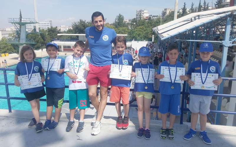 Στη Γιορτή του Κολυμβητή τα μικρά δελφίνια του Πήγασου