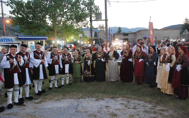 Χορευτική συνάντηση στο δροσερό Ξηρολίβαδο