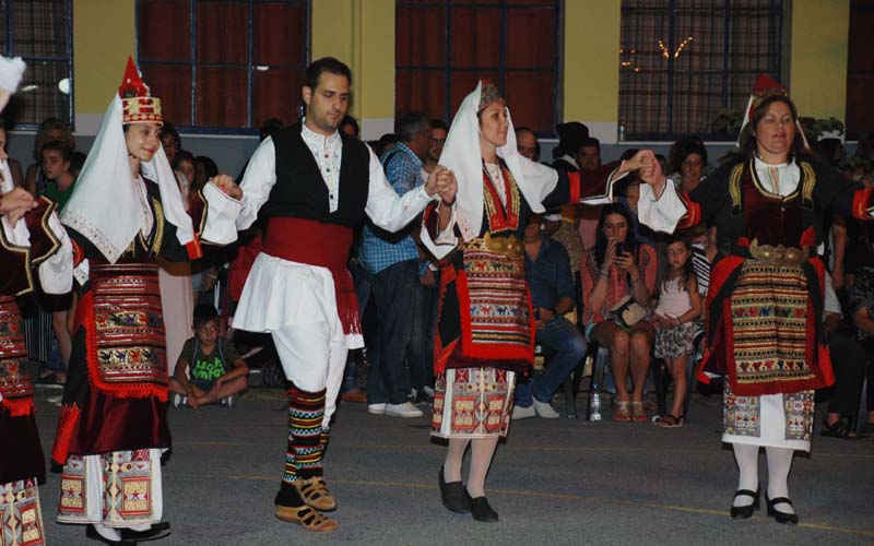 Χοροί από την Μικρά Ασία, τον Πόντο και την Μακεδονία στον Άγιο Γεώργιο (φωτογραφίες, βίντεο)