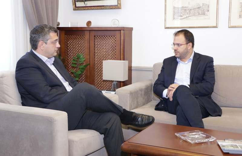Συνάντηση Θεοχαρόπουλου – Τζιτζικώστα