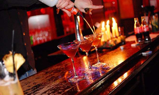 bar