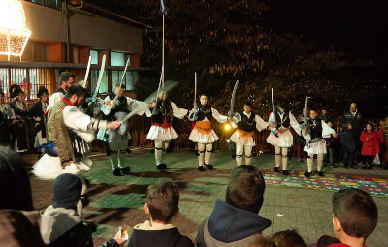 Χριστουγεννιάτικη γιορτή στο 9ο Δημοτικό Βέροιας