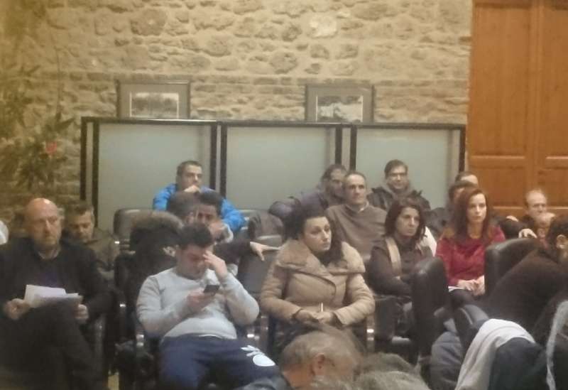 Πρόστιμα για αφισορύπανση επέβαλε σε επιχειρήσεις ο δήμος Βέροιας