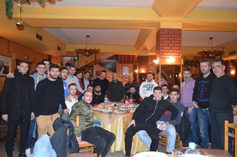 Εορταστικό δείπνο στον ΦΑΣ Νάουσα
