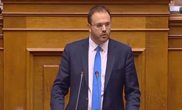 Θεοχαρόπουλος: “Είμαστε με την κοινωνία και απέναντι στις εμμονές Σόιμπλε και την αναποτελεσματικότητα Τσίπρα”