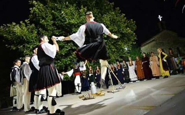 Ετήσιος χορός Νέων Νεοκάστρου
