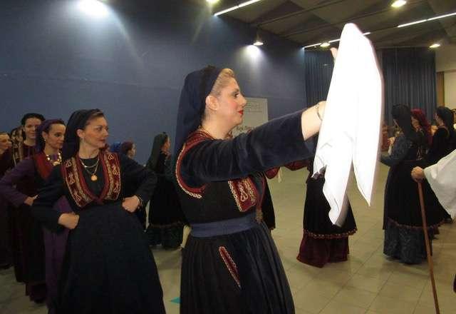 Εντυπωσίασε ο Σύλλογος Βλάχων Βέροιας στην κοπή βασιλόπιτας των Βλάχων στην Θεσσαλονίκη