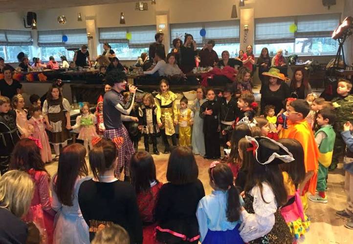 Νάουσα: Ενθουσίασε τα παιδιά το αποκριάτικο πάρτι