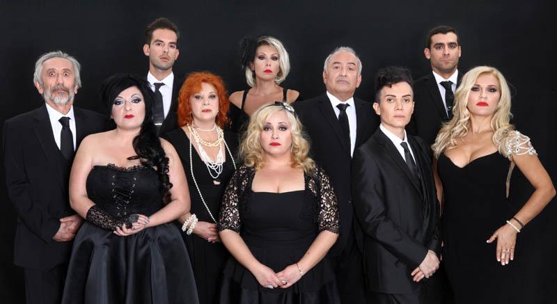 Η παράσταση “Μπαμπά μην Ξαναπεθάνεις Παρασκευή” το καλοκαίρι στην Αλεξάνδρεια